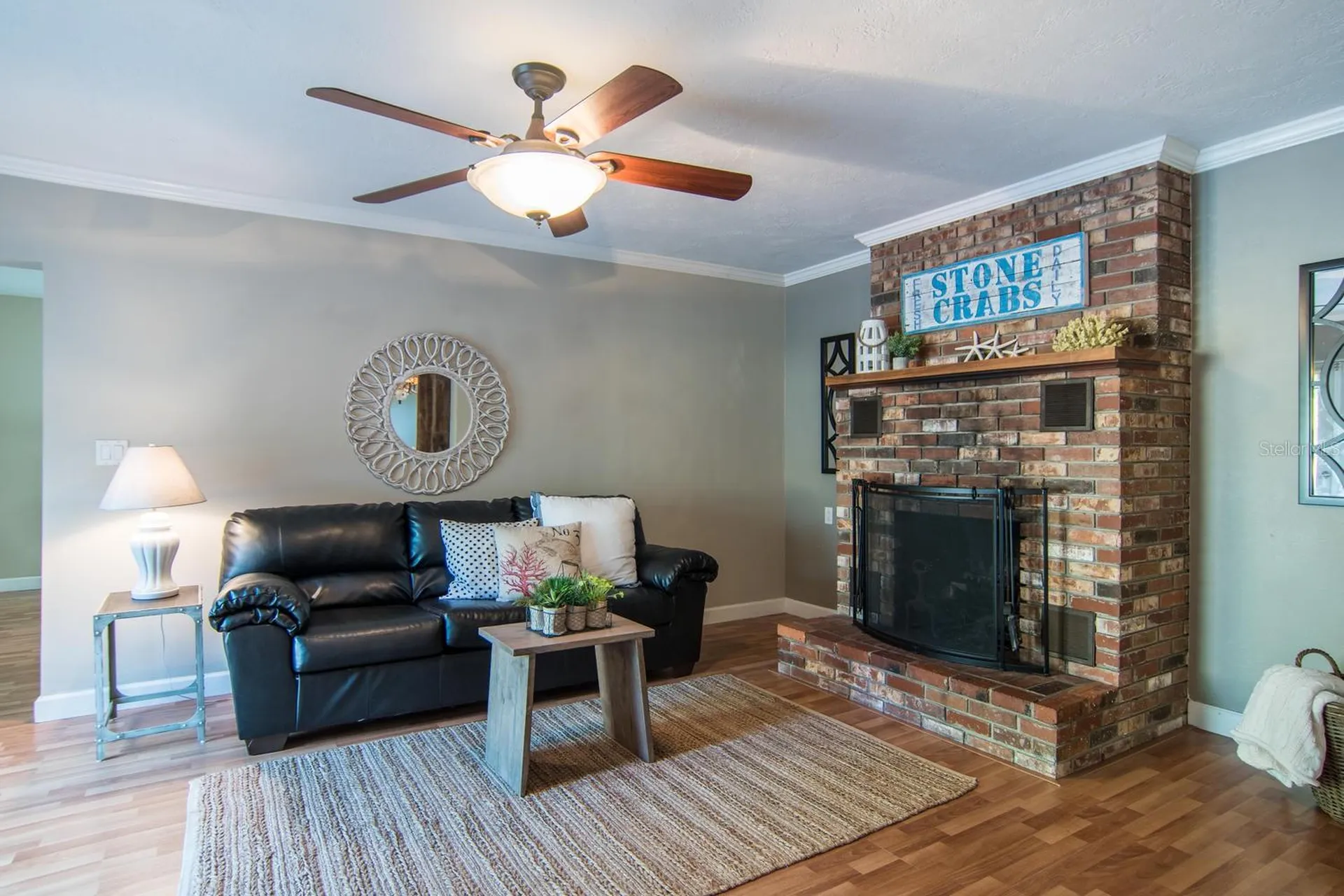 528 59th Way S St Petersburg FL 33707