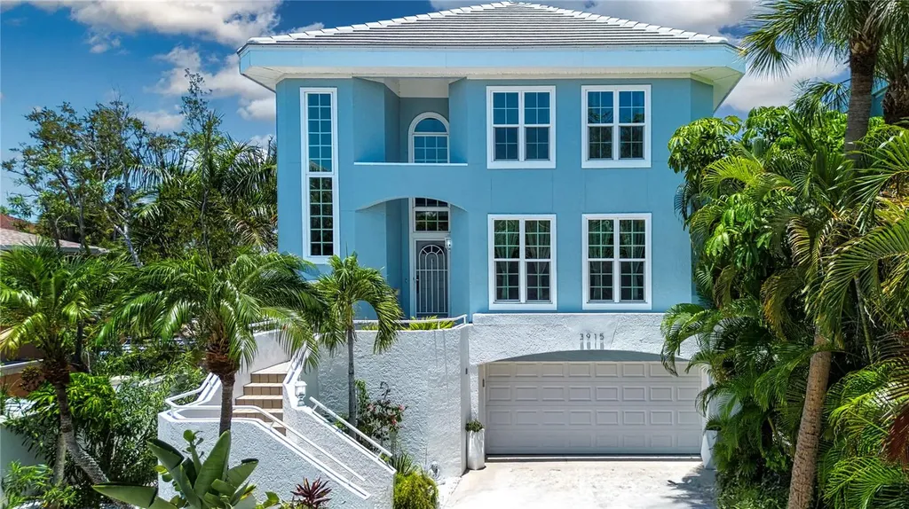 3915 Somerset Drive Sarasota FL 34242