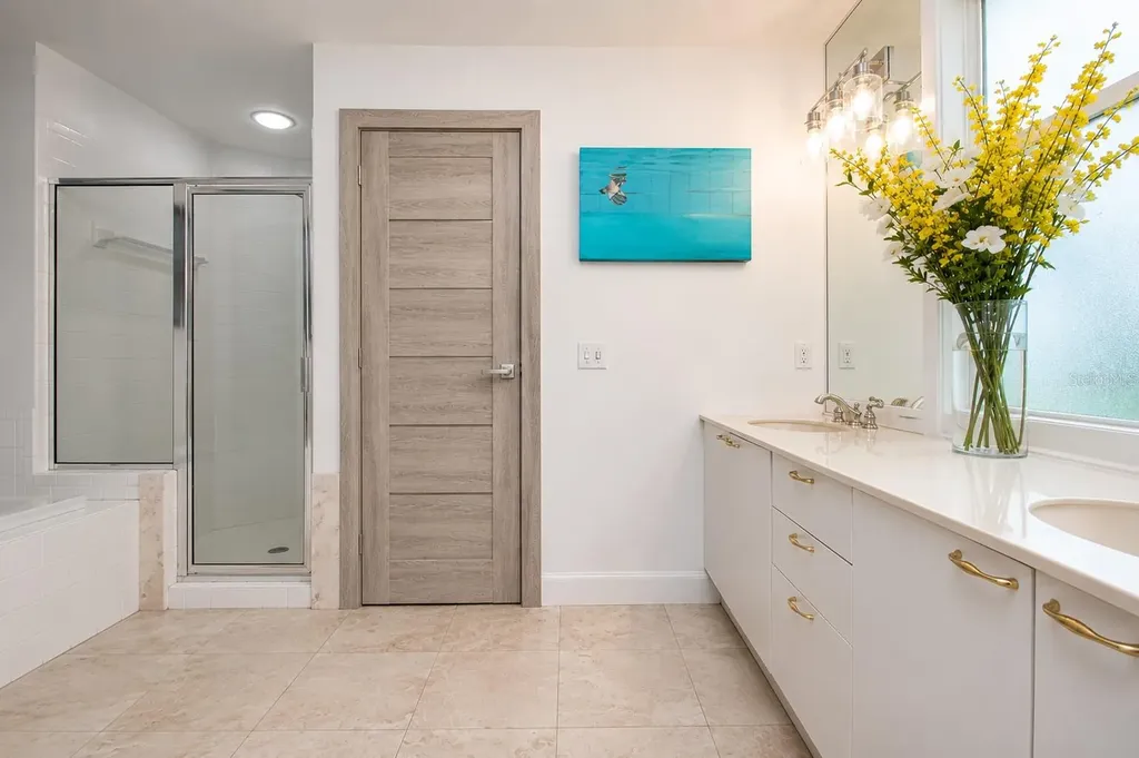 3915 Somerset Drive Sarasota FL 34242