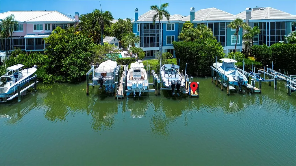 3915 Somerset Drive Sarasota FL 34242