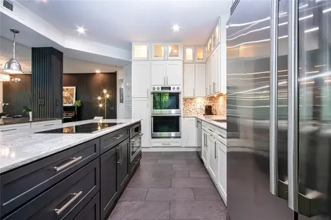 3915 Somerset Drive Sarasota FL 34242