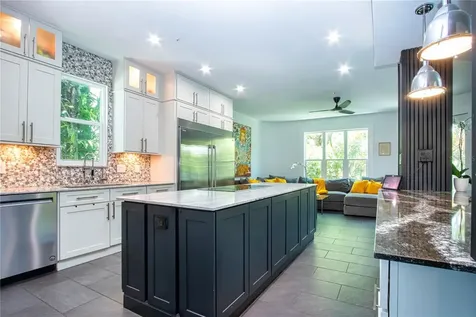 3915 Somerset Drive Sarasota FL 34242