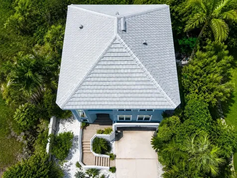 3915 Somerset Drive Sarasota FL 34242