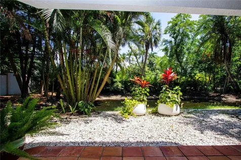 3915 Somerset Drive Sarasota FL 34242