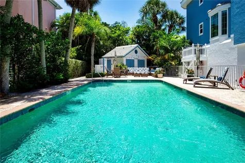 3915 Somerset Drive Sarasota FL 34242