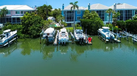 3915 Somerset Drive Sarasota FL 34242