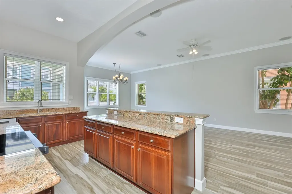6573 Simone Shores Circle Apollo Beach FL 33572