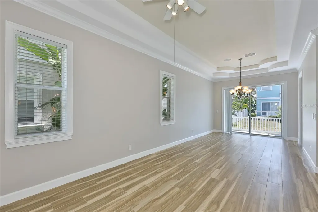 6573 Simone Shores Circle Apollo Beach FL 33572