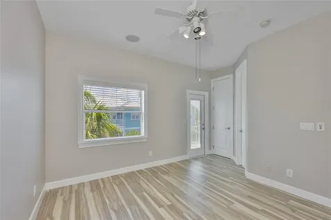 6573 Simone Shores Circle Apollo Beach FL 33572