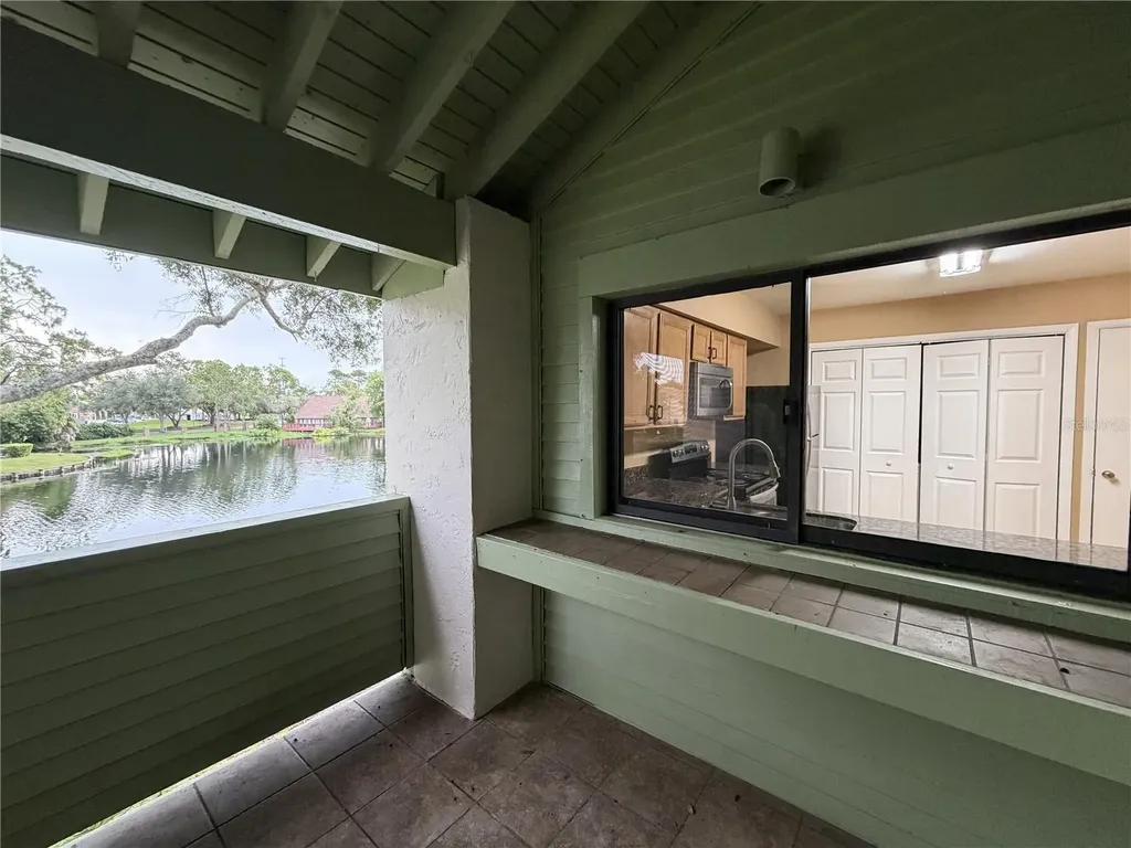 4158 Pinelake Lane Tampa FL 33618