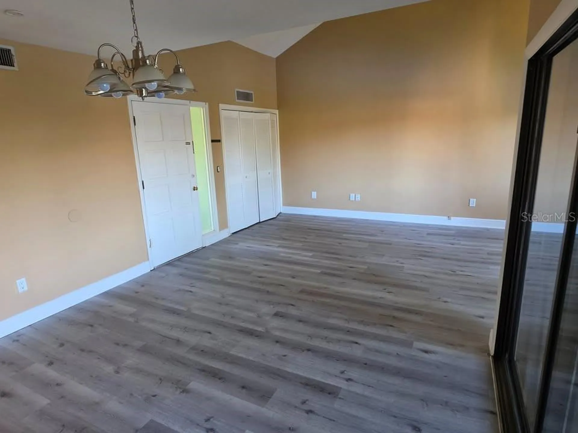 4158 Pinelake Lane Tampa FL 33618