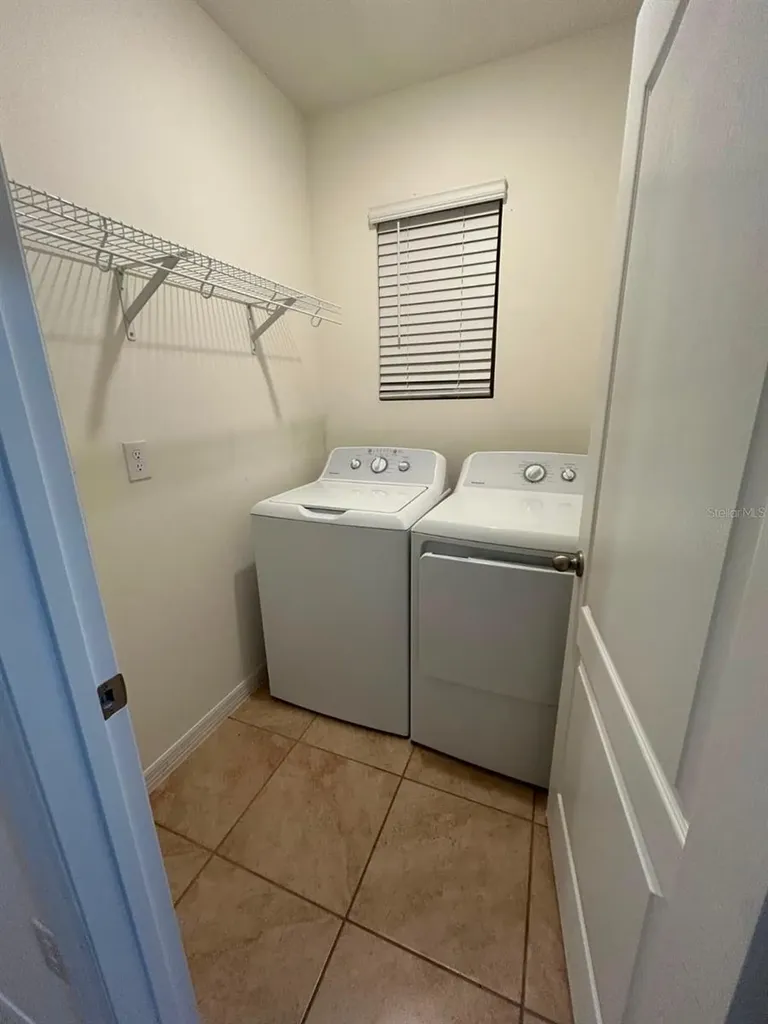 335 Gina Lane Davenport FL 33837