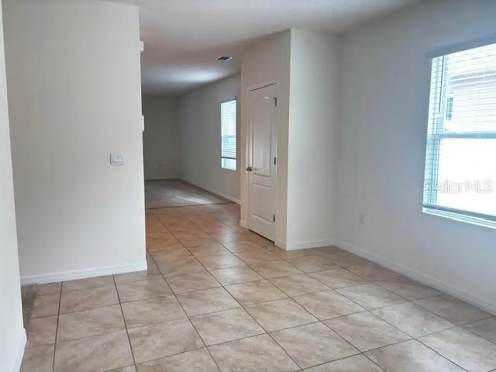 335 Gina Lane Davenport FL 33837