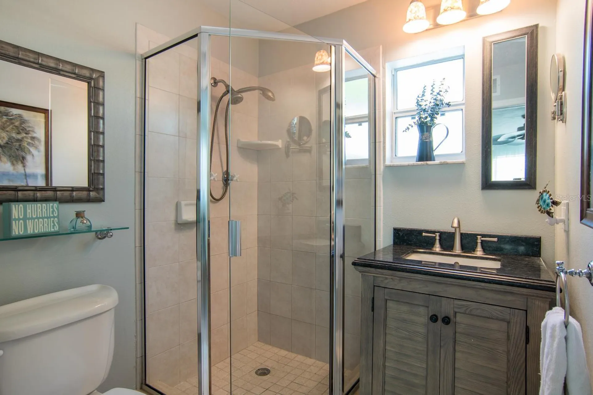 528 59th Way S St Petersburg FL 33707