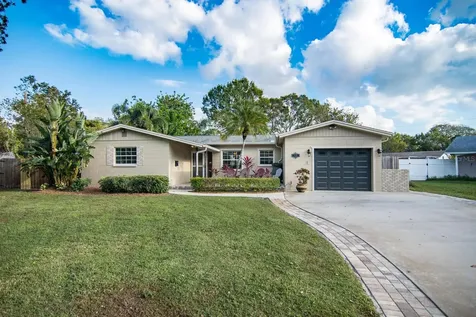 528 59th Way S St Petersburg FL 33707