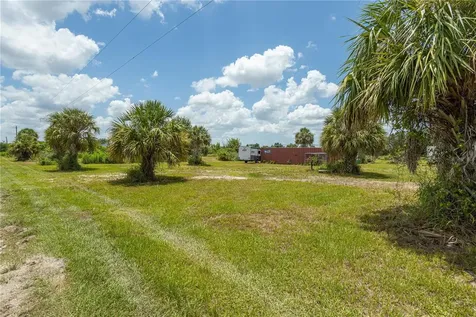 29051 Maris Drive Punta Gorda FL 33982