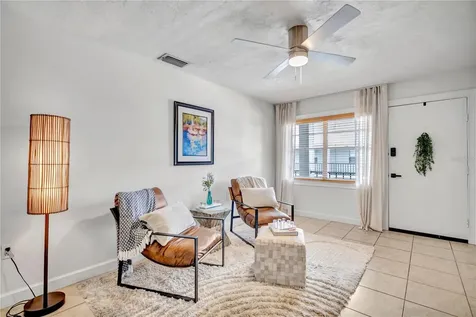 5221 Bayshore Boulevard Tampa FL 33611