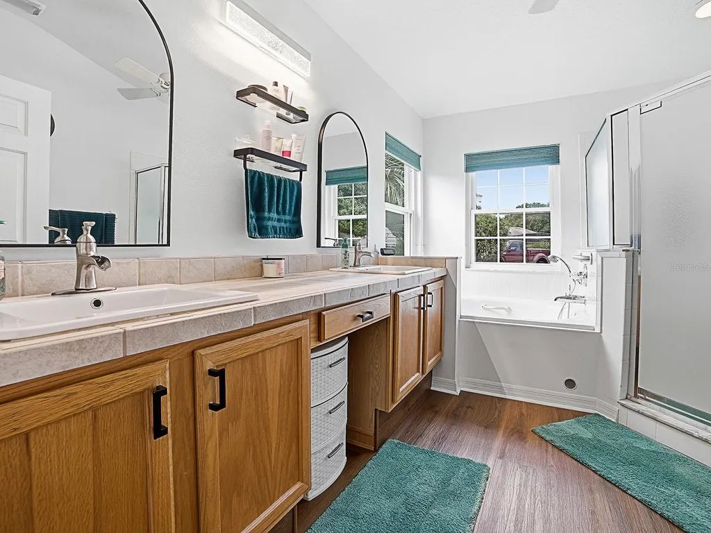 3851 Manor Oaks Court Leesburg FL 34748