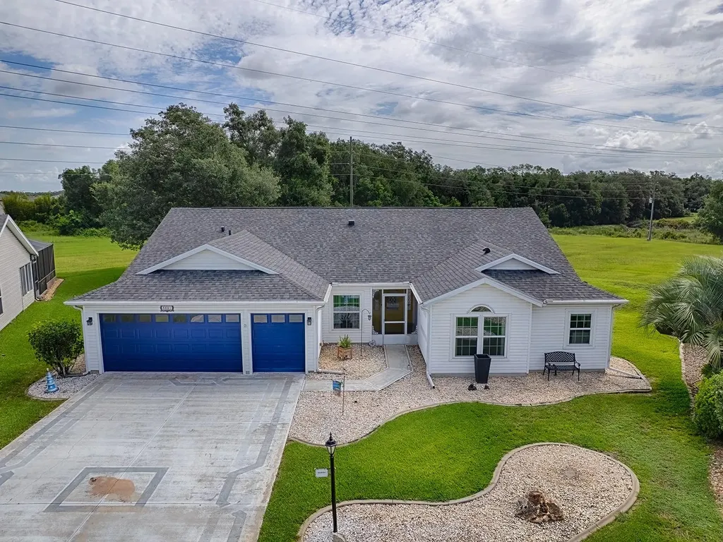 3851 Manor Oaks Court Leesburg FL 34748