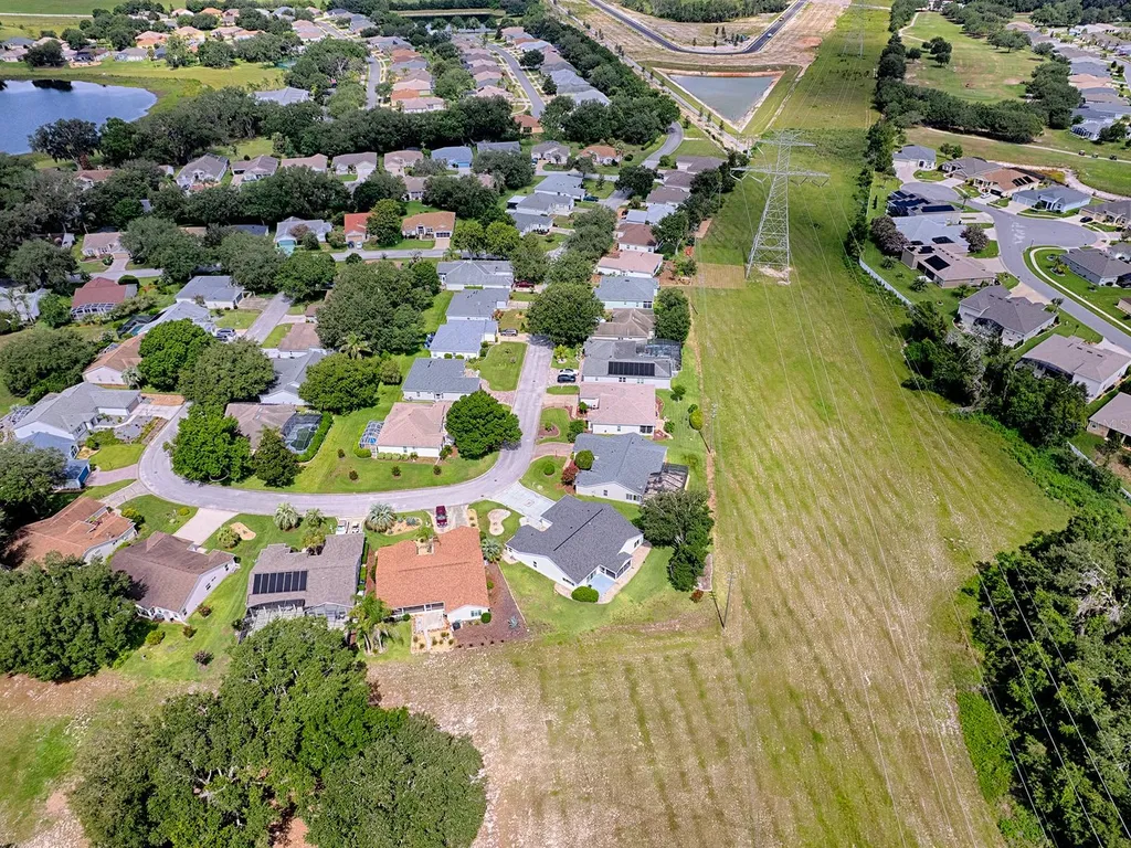 3851 Manor Oaks Court Leesburg FL 34748
