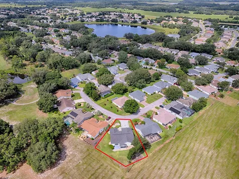 3851 Manor Oaks Court Leesburg FL 34748