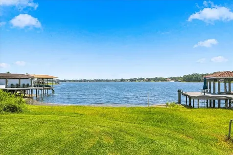 12002 Waterside Court Tampa FL 33612