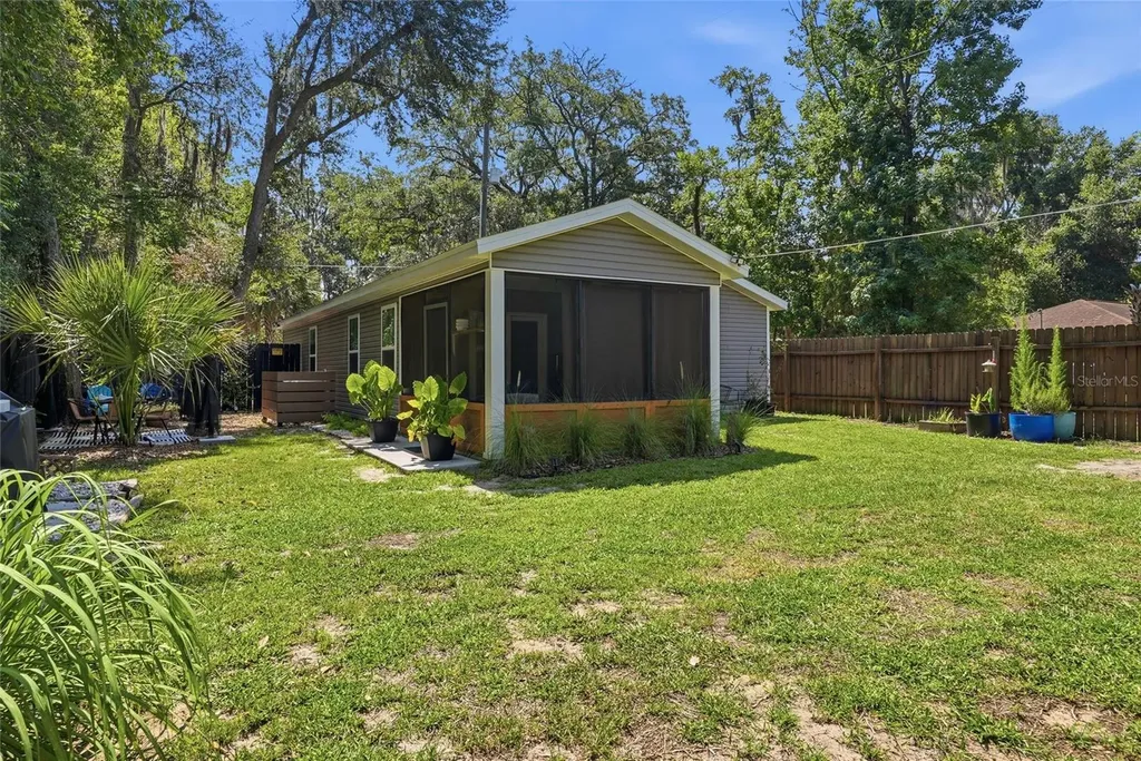740 NW 8th Street Gainesville FL 32601
