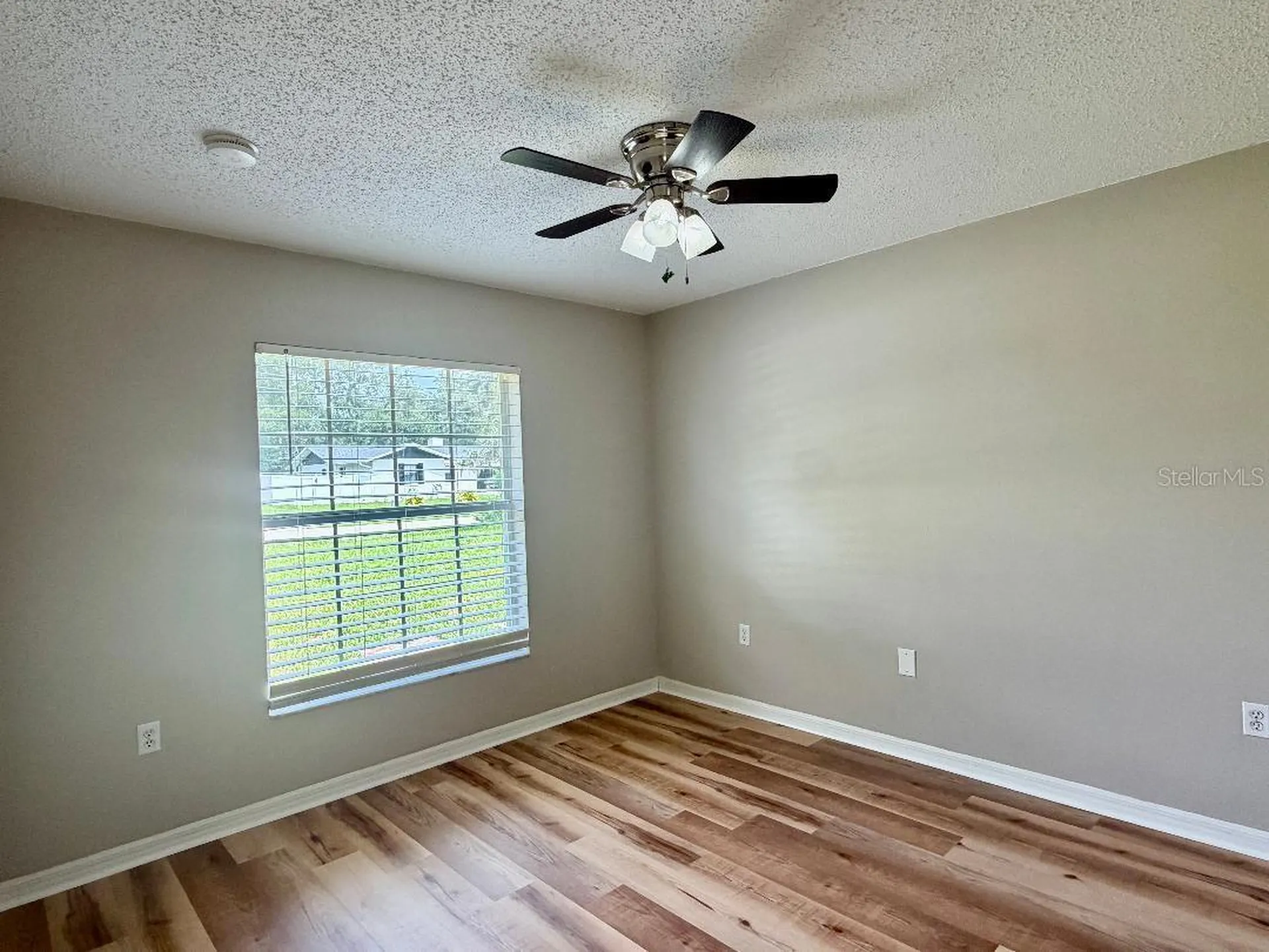 881 Hanford Drive Deltona FL 32738