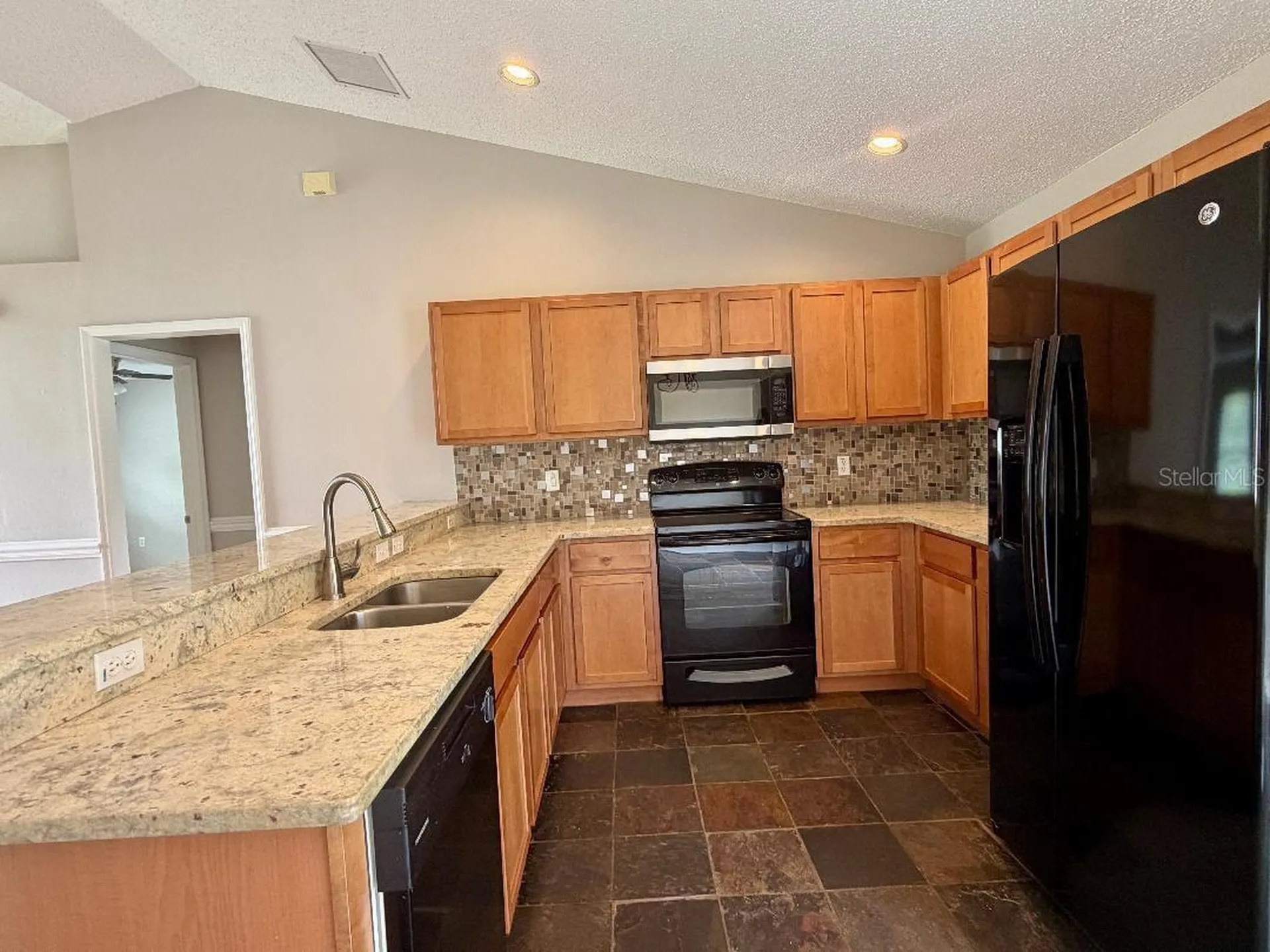881 Hanford Drive Deltona FL 32738