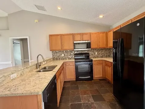 881 Hanford Drive Deltona FL 32738