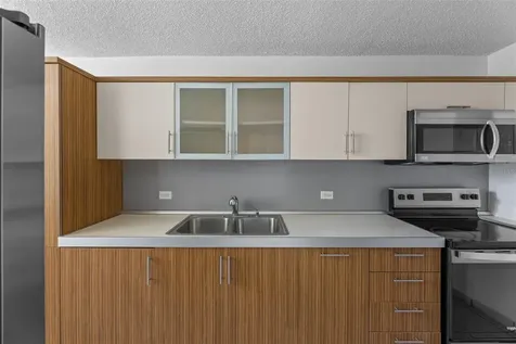 . Cll Regina Medina Guaynabo PR 00969