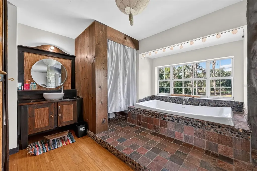 8922 Pritcher Road Lithia FL 33547
