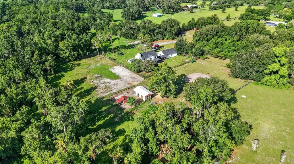 8922 Pritcher Road Lithia FL 33547