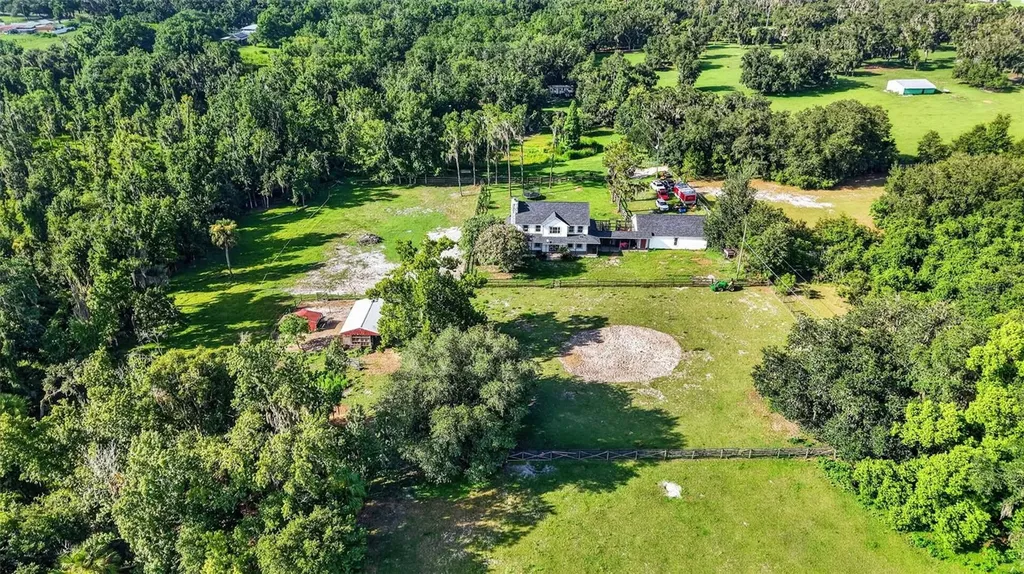 8922 Pritcher Road Lithia FL 33547