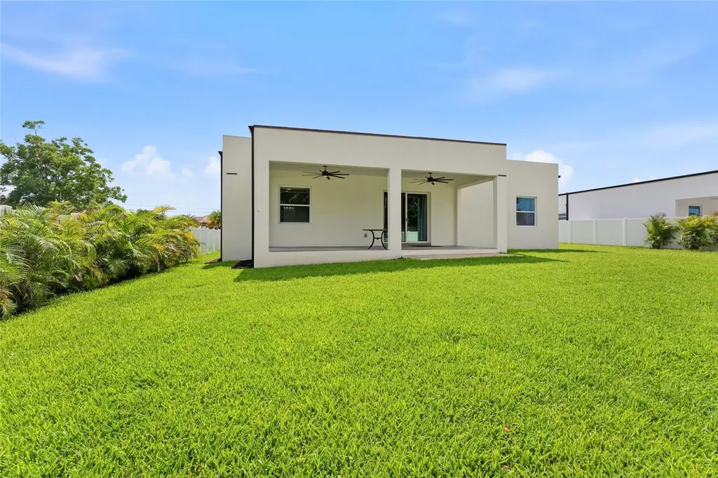 9714 Van Street Tampa FL 33615