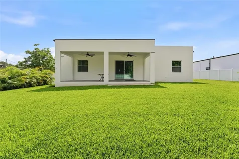 9714 Van Street Tampa FL 33615
