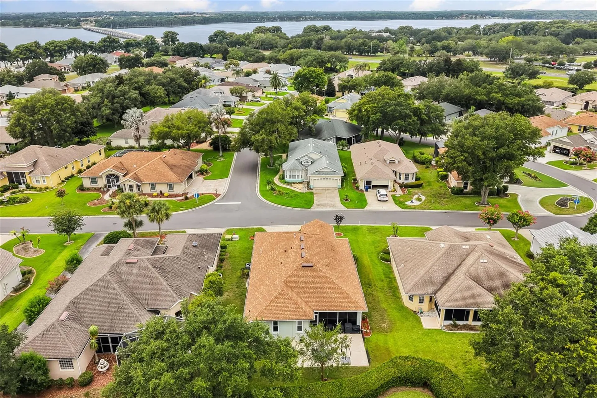 6170 Sailboat Avenue Tavares FL 32778