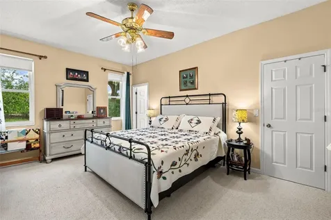 6170 Sailboat Avenue Tavares FL 32778