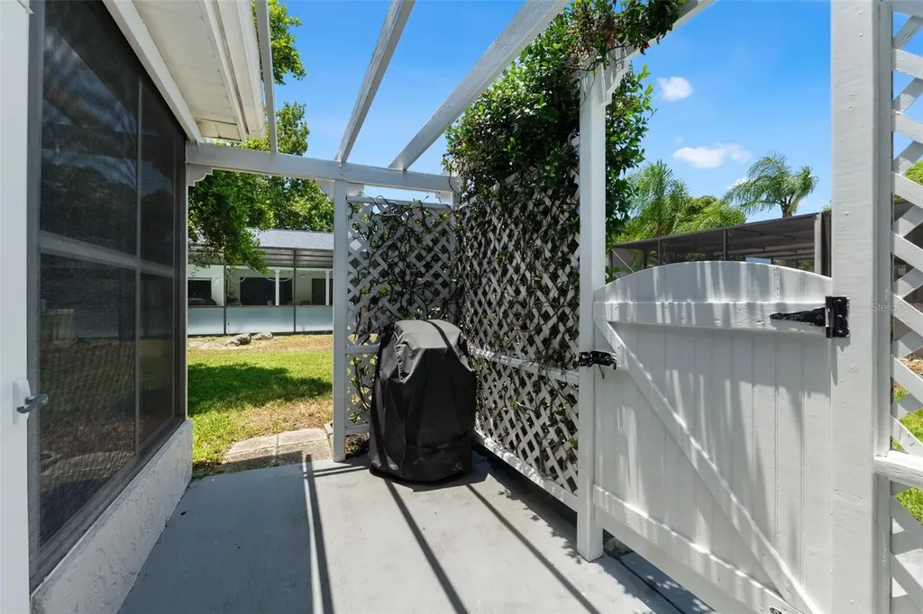 8802 Seeley Lane Hudson FL 34667