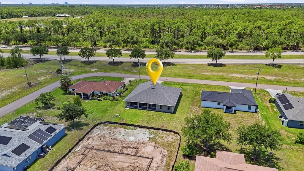 1927 NE 33rd Street Cape Coral FL 33909