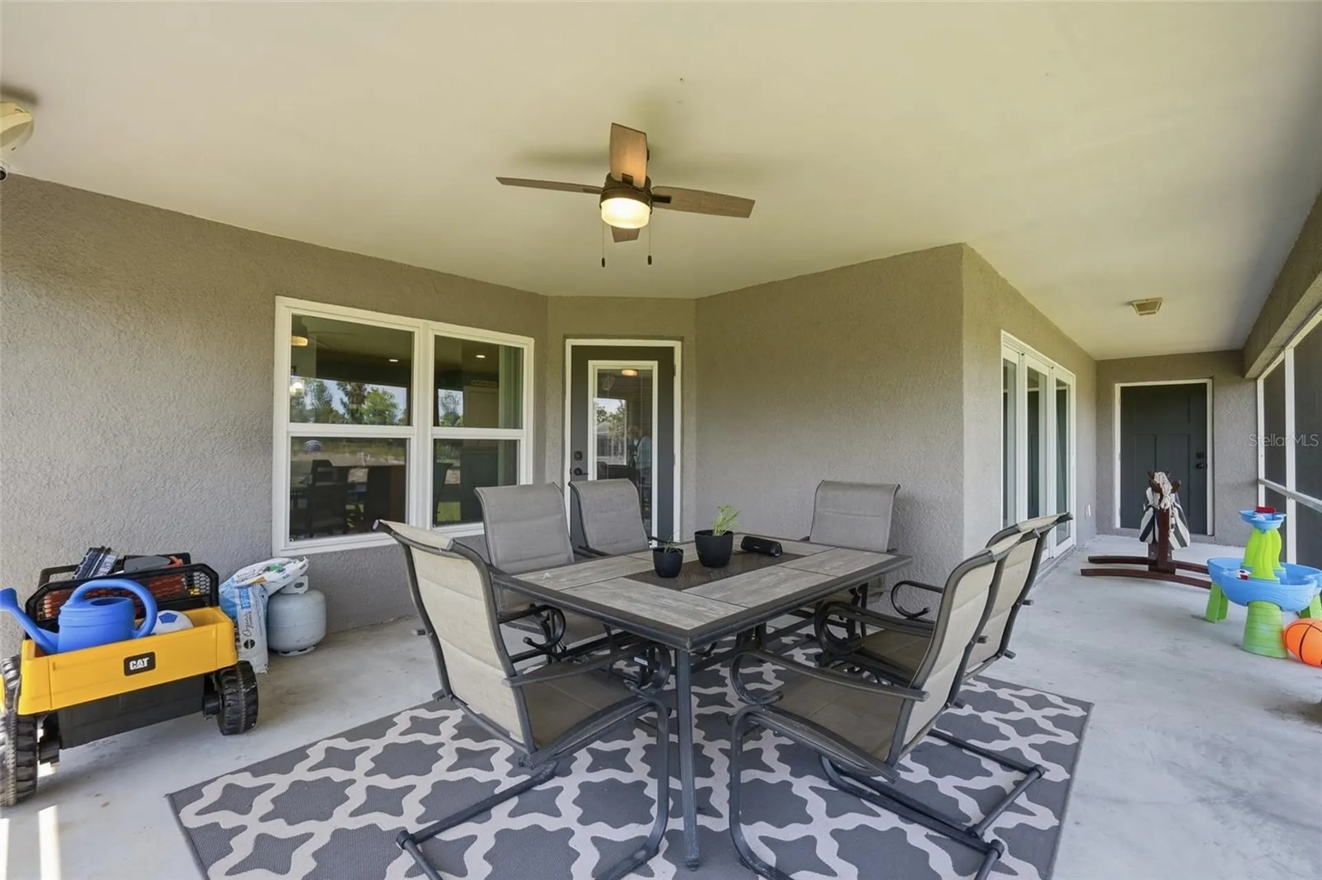 1927 NE 33rd Street Cape Coral FL 33909