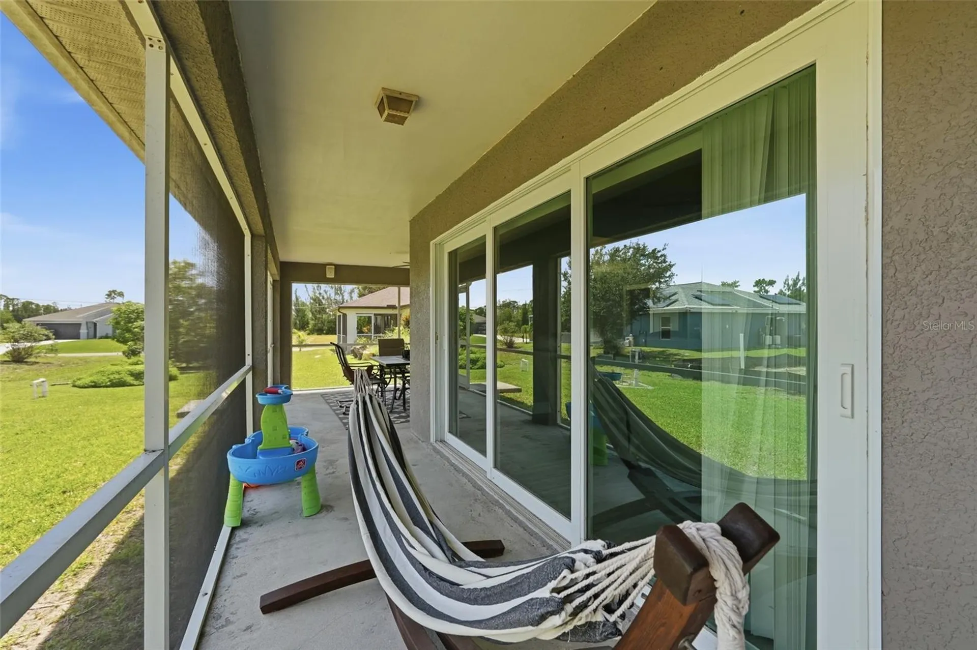 1927 NE 33rd Street Cape Coral FL 33909