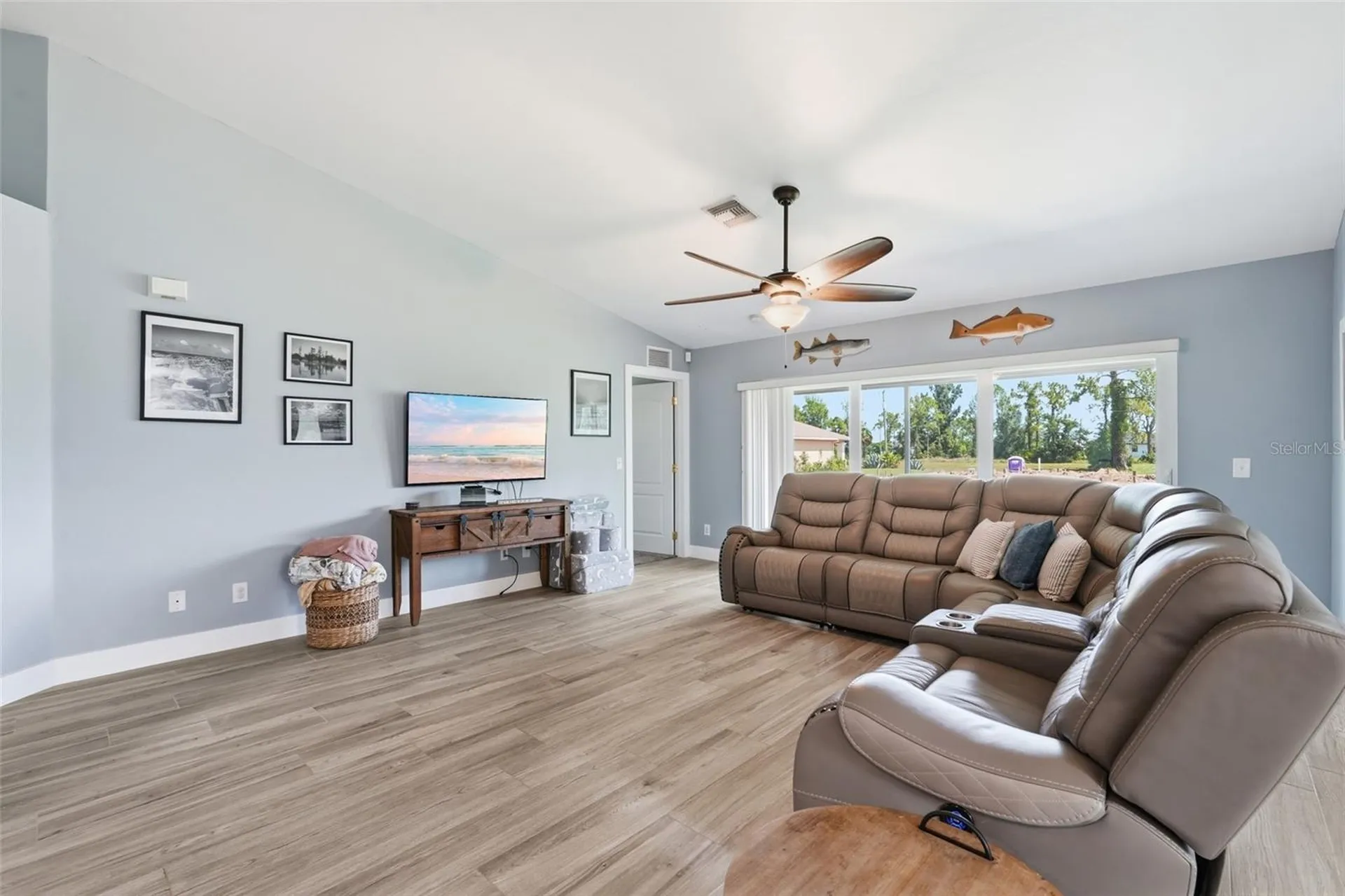 1927 NE 33rd Street Cape Coral FL 33909