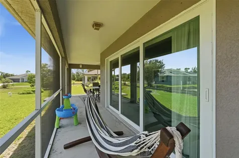 1927 NE 33rd Street Cape Coral FL 33909