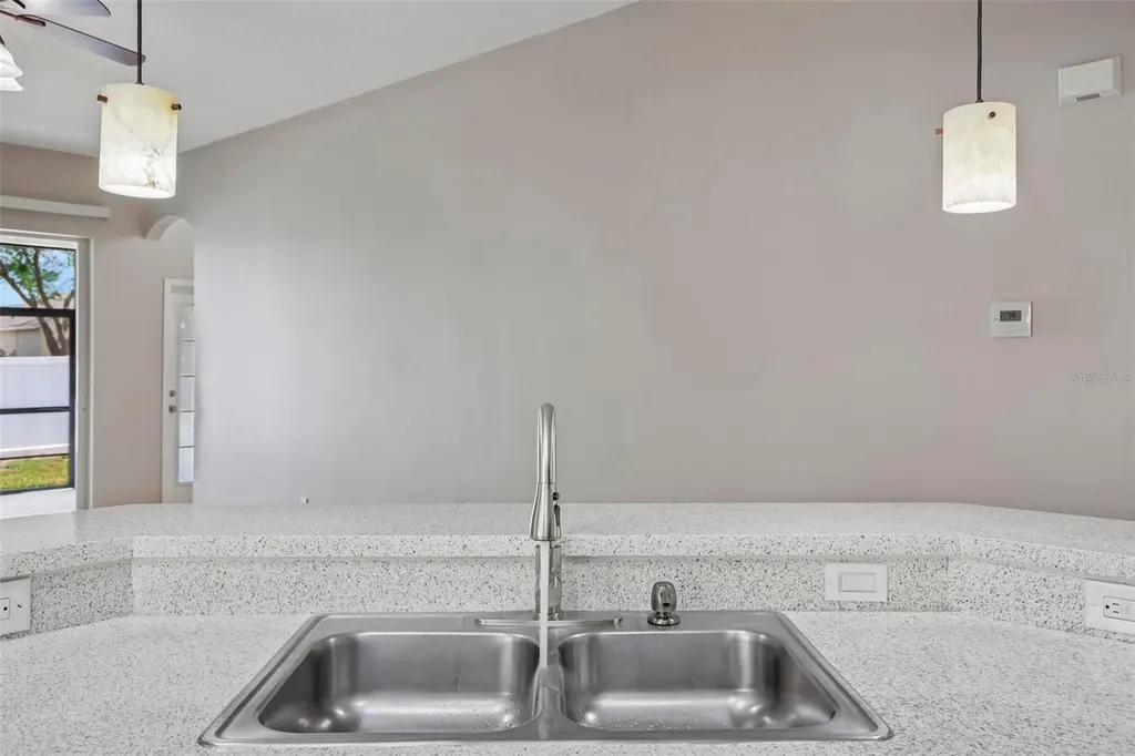 10616 Little Bend Lane Riverview FL 33579