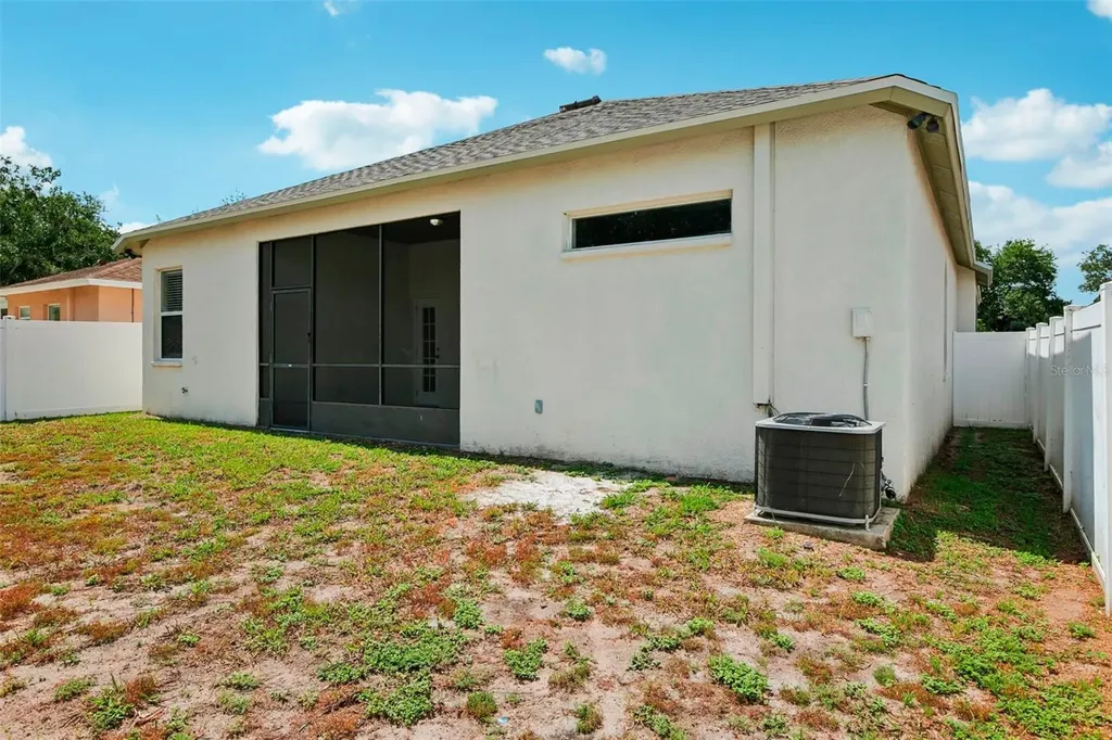 10616 Little Bend Lane Riverview FL 33579