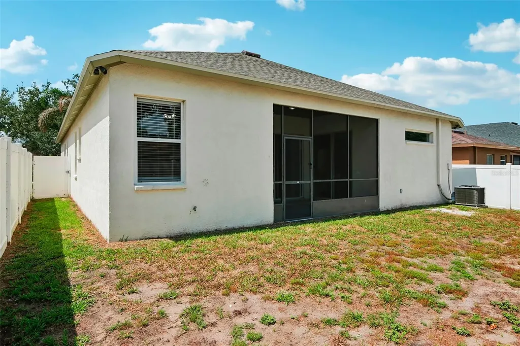 10616 Little Bend Lane Riverview FL 33579