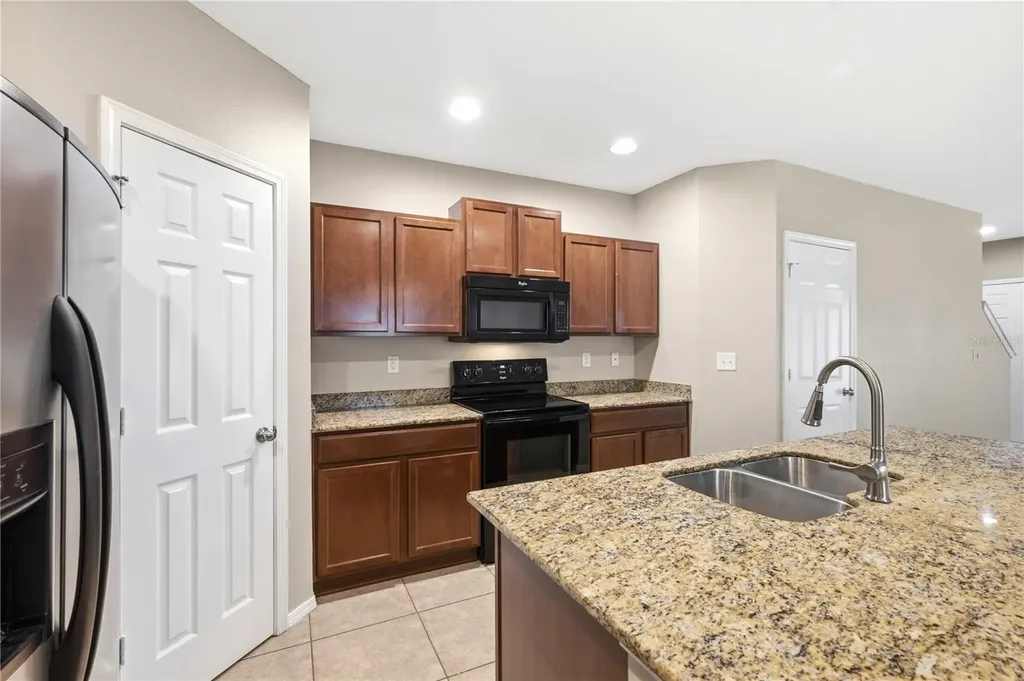 4715 Chatterton Way Riverview FL 33578
