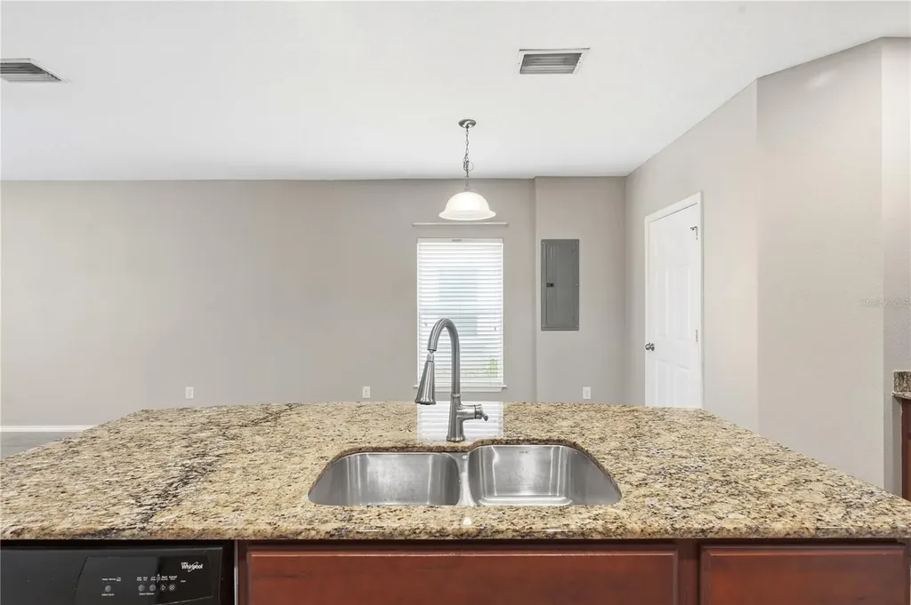 4715 Chatterton Way Riverview FL 33578