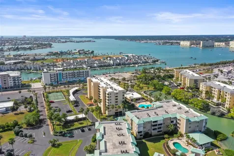 401 150th Avenue Madeira Beach FL 33708